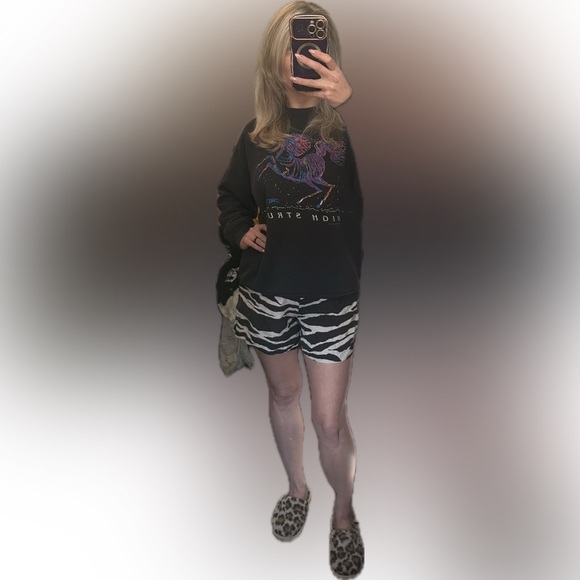 Vintage Vibes H&M Athletic Zebra Print Shorts-XS - Picture 6 of 6